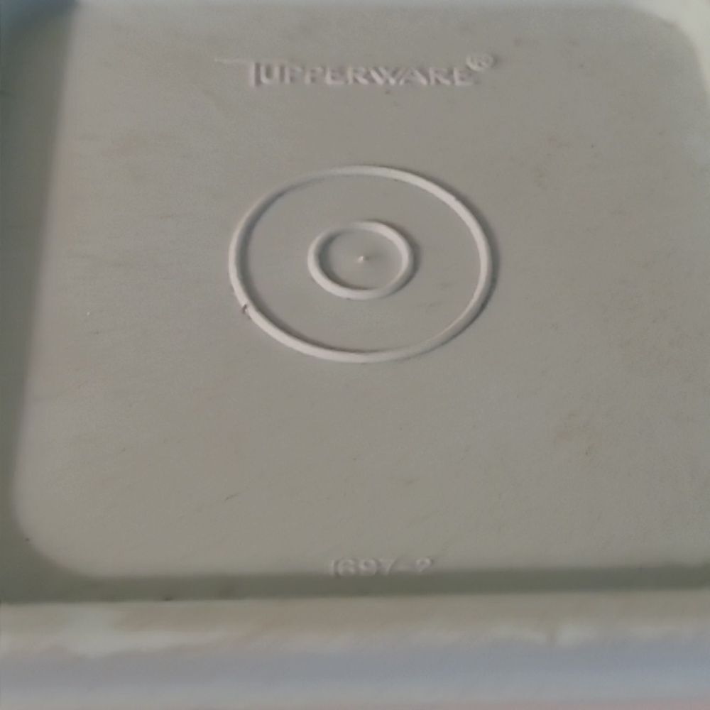 Tupperware Velveeta Keeper - Picture 2 of 12